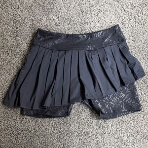 Eleven by Venus Williams / Women's Black Pleated Shorts/Skirt
